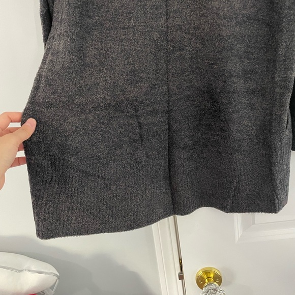 Barefoot dreams circle cardigan in gray - Picture 3 of 9